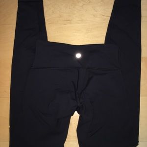Black Wunder Unders LuluLemon